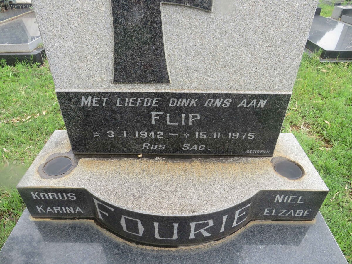 FOURIE Flip 1942-1975