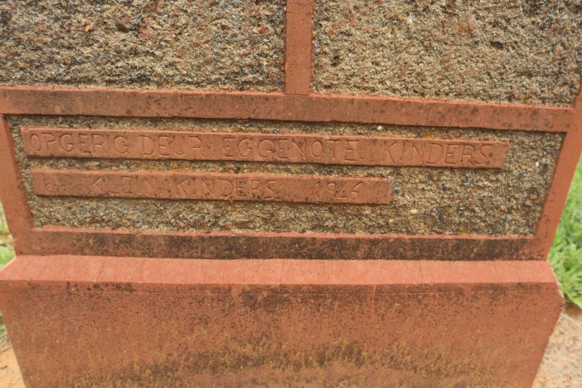 GENIS Pieter &amp; Anna Maria Glaudina VAN ZYL