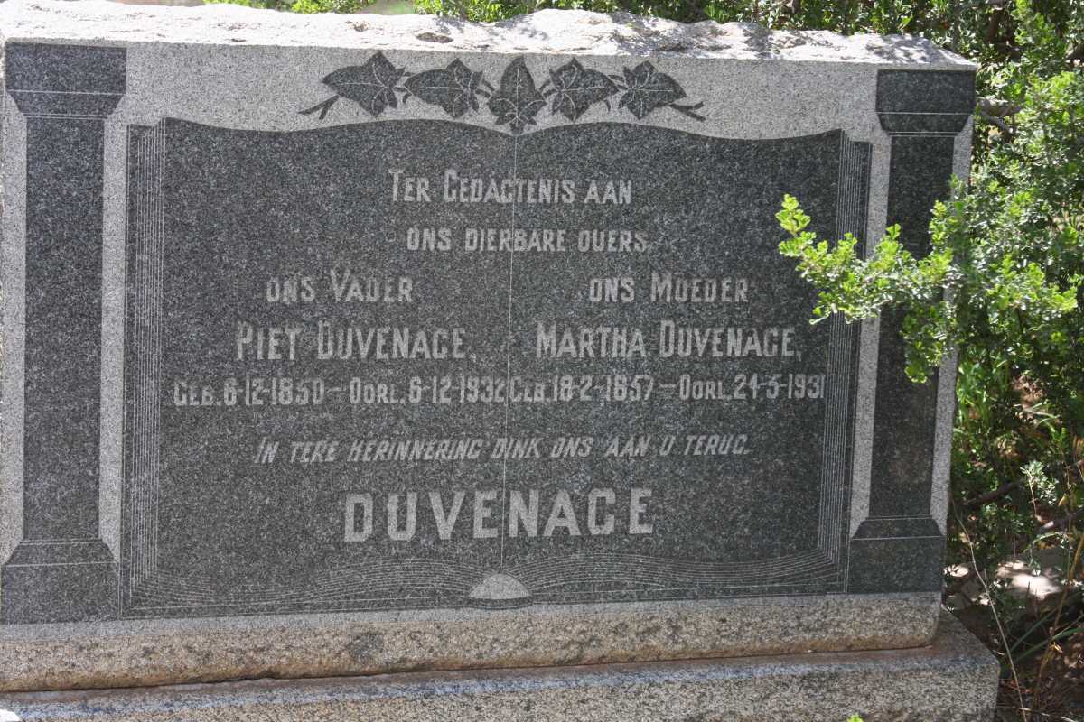 DUVENAGE Piet 1850-1932 &amp; Martha 1857-1931