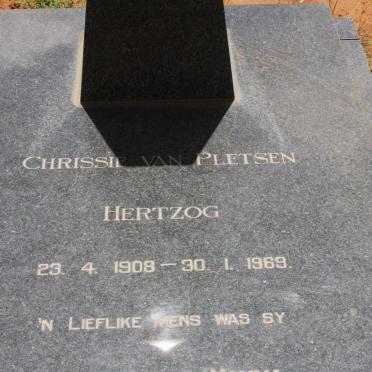 HERTZOG Chrissie van Pletsen 1908-1969