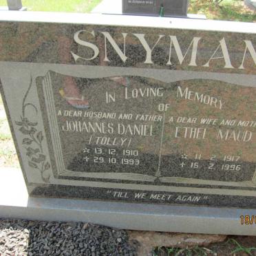 SNYMAN Johannes Daniel 1910-1993 &amp; Ethel Maud 1917-1996