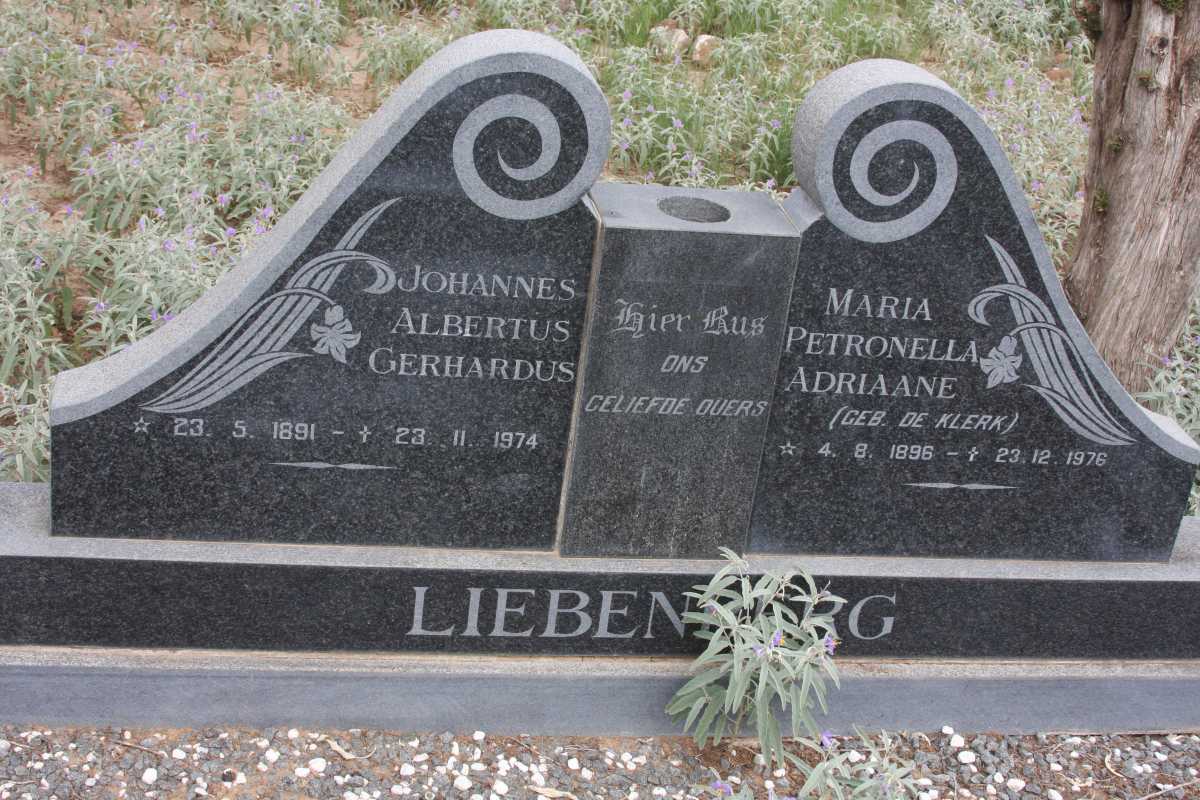 LIEBENBERG Johannes Albertus Gerhardus 1891-1974 &amp; Maria Petronella Adriaane DE KLERK 1896-1976