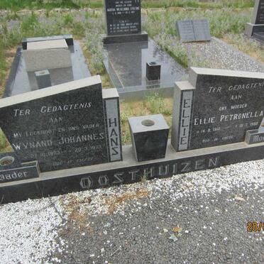 OOSTHUIZEN Wynand Johannes 1903-1973 &amp; Ellie Petronella 1910-1980