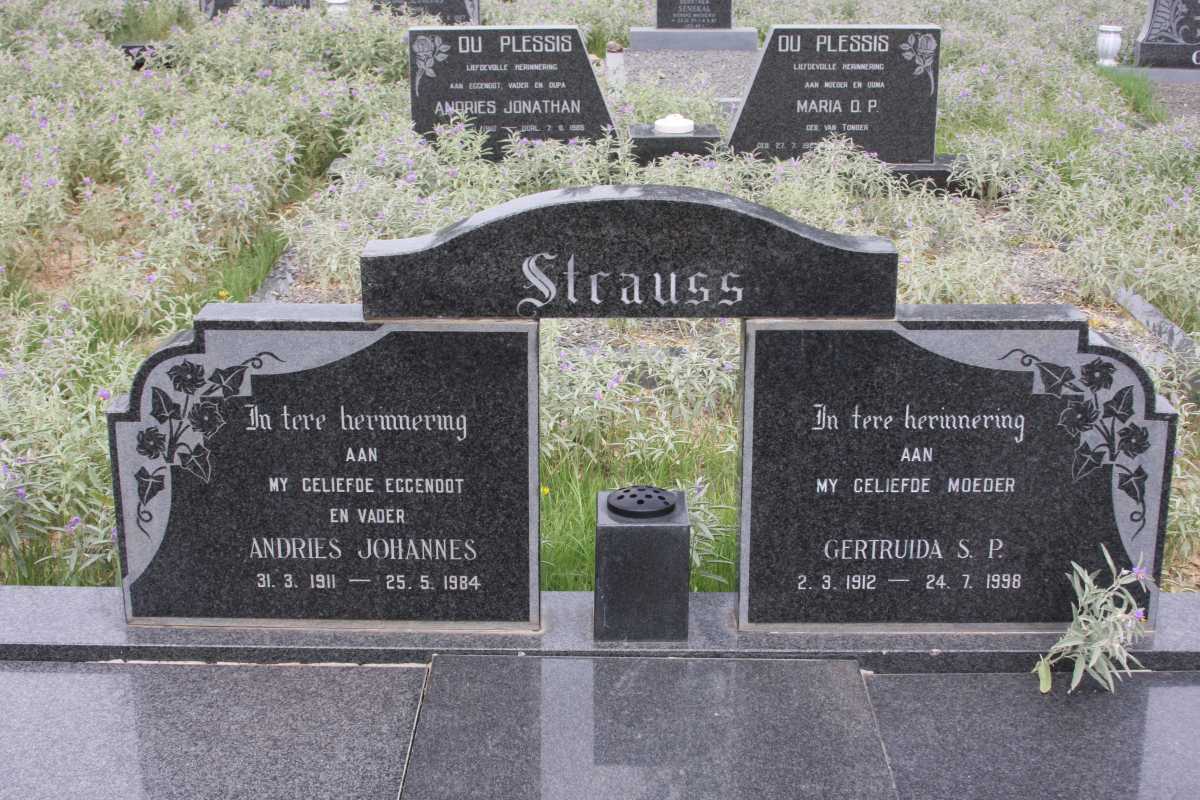 STRAUSS Andries Johannes 1911-1984 &amp; Gertruida S.P. 1912-1998