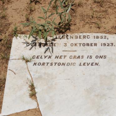 STRAUSS Martha Magrieta Eliesabet Johanna nee LIEBENBERG 1852-1923