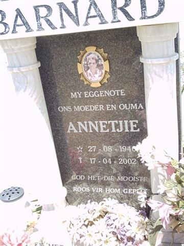 BARNARD Annetjie 194?-2002