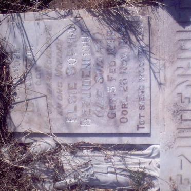 BEZUIDENHOUT Elsie Sophia nee SWART 1892-1929