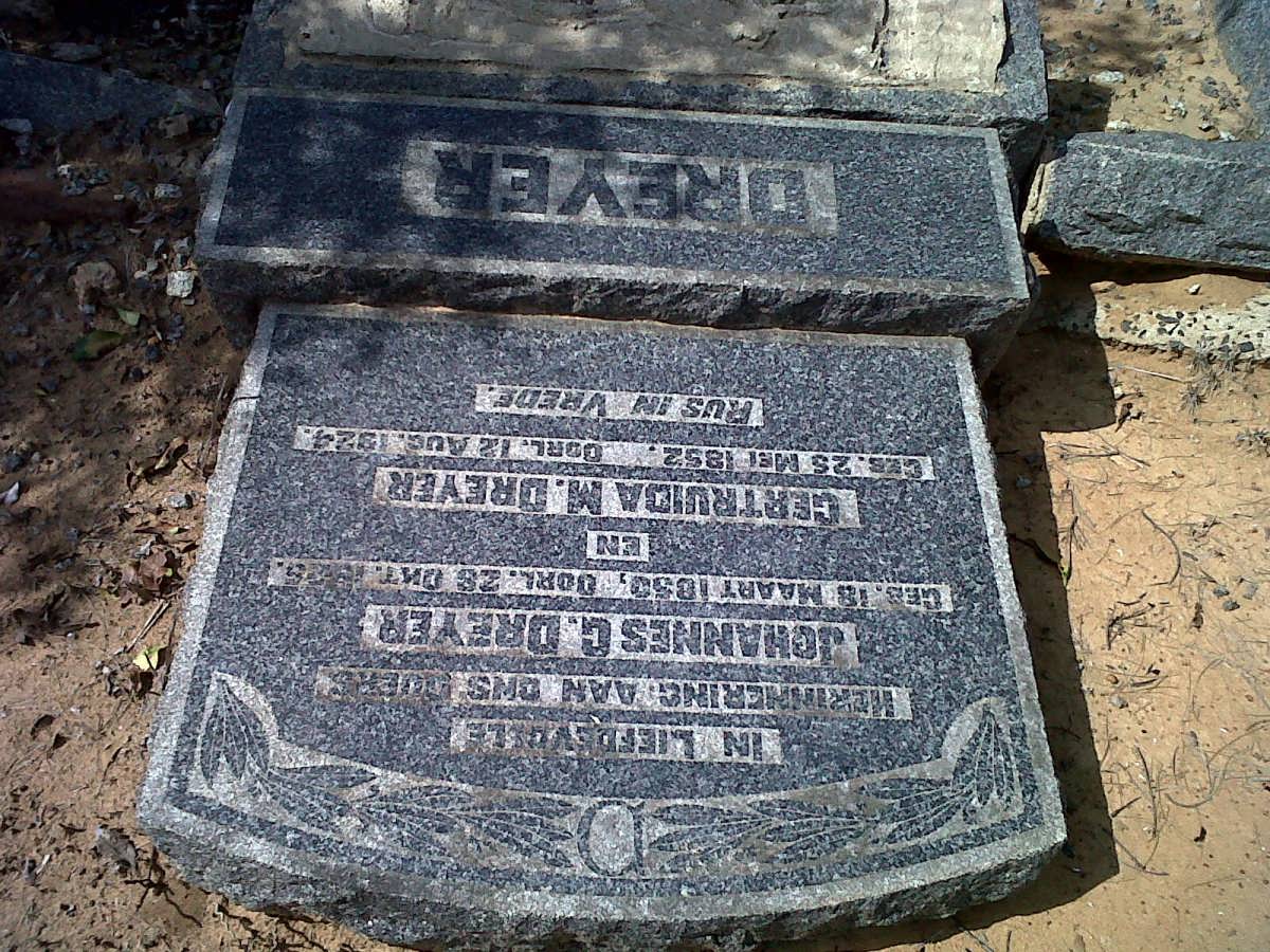 DREYER Johannes G. 1850-1925 &amp; Gertruida M. 1852-1924