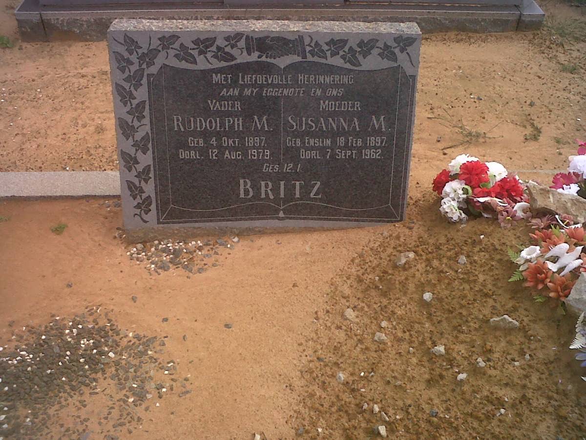 BRITZ Rudolph M. 1897-1979 &amp; Susanna M. ENSLIN 1897-1962