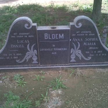 BLOEM Lucas Daniel 1903-1983 &amp; Anna Sophia Maria BEKKER 1905-1973