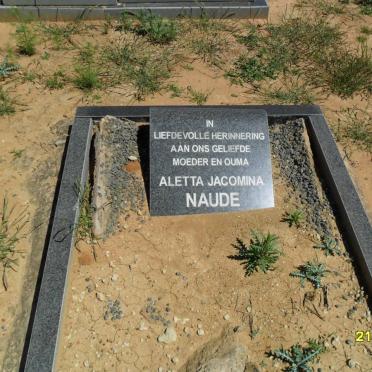 NAUDE Aletta Jacomina