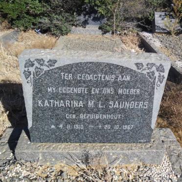 SAUNDERS Katharina M.L. nee BEZUIDENHOUT 1910-1967