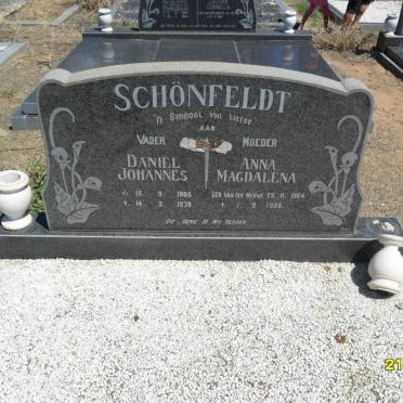 SCHONFELDT Daniel Johannes 1905-1979 &amp; Anna Magdalena VAN DER MERWE 1904-1988
