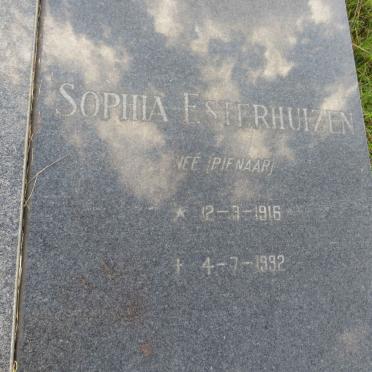 ESTERHUIZEN Sophia nee PIENAAR 1916-1992