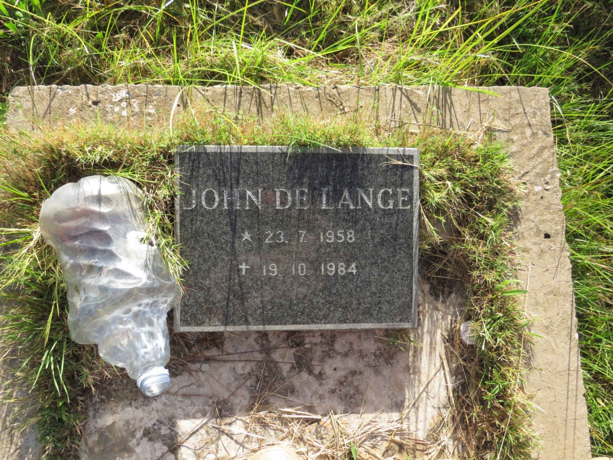 LANGE John, de 1958-1984