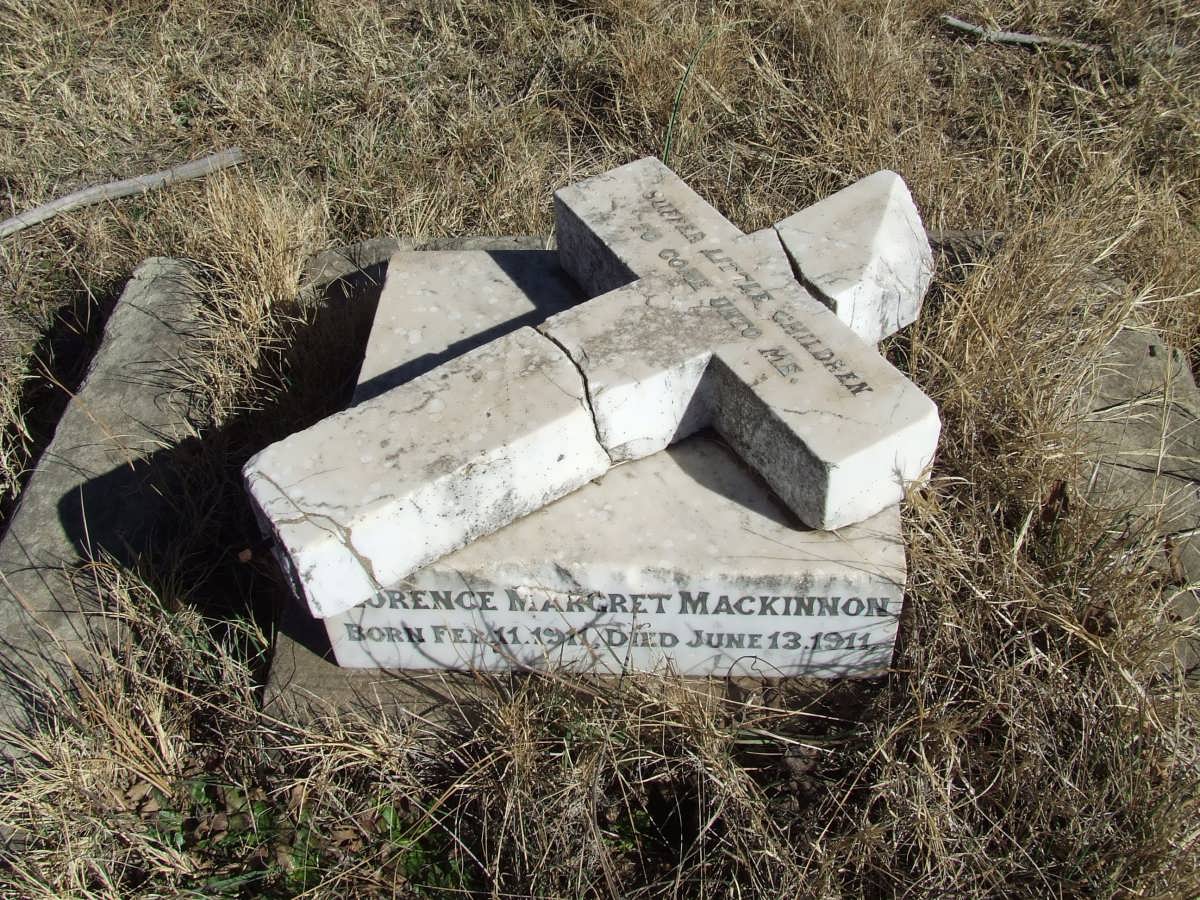 MACKINNON Florence Margret 1911-1911