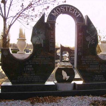 MOSTERT Jan Lowies 1907-1989 &amp; Susara Aletta Catharina Elizabeth 1911-