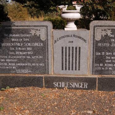 SCHLESINGER Friederich Philip 1892-1957 &amp; Hester Johanna MYNHARDT 1898-1978