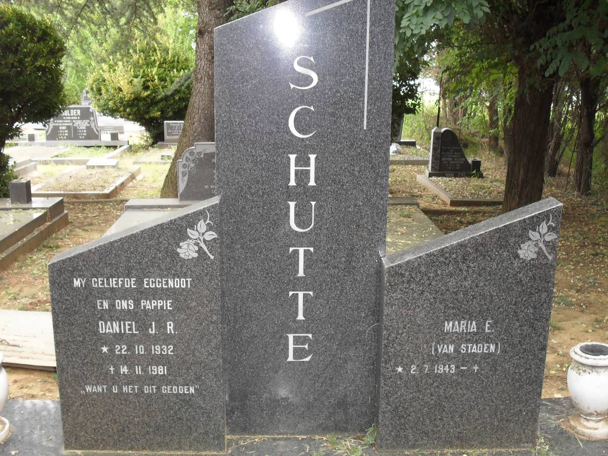 SCHUTTE Daniel J.R. 1932-1981 &amp; Maria E. VAN STADEN 1943-