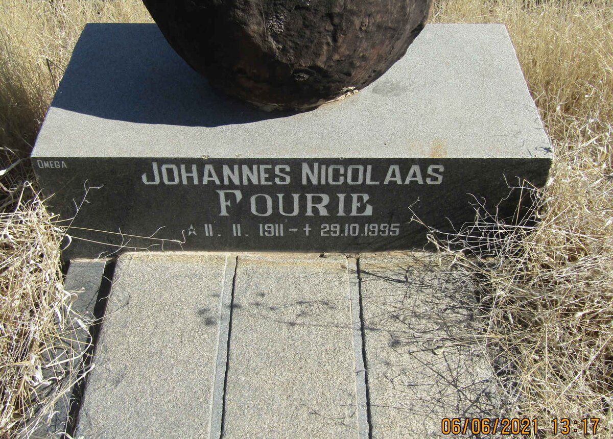 FOURIE Johannes Nicolaas 1911-1995