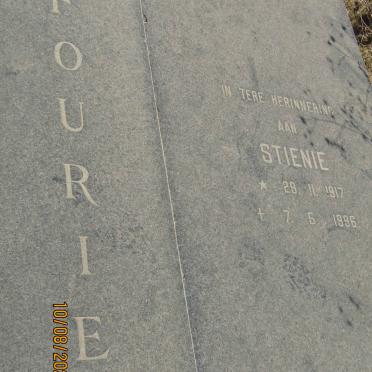 FOURIE Stienie 1917-1996