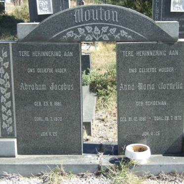 MOUTON Abraham Jacobus 1881-1970 &amp; Anna Maria Cornelia SCHOEMAN 1881-1970
