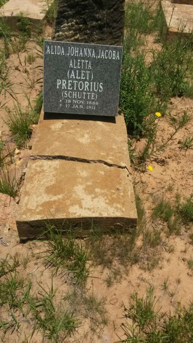 PRETORIUS Alida Johanna Jacoba Aletta nee SCHUTTE 1886-1911