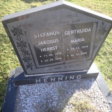 HENNING Stefanus Jakobus Herbst 1918-2006 & Gertruida Maria 1919-2006
