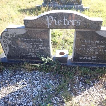 PIETERS Petrus Cornelis Albertus 1896-1982 & Susara Dorothea SIMPSON 1920-2001