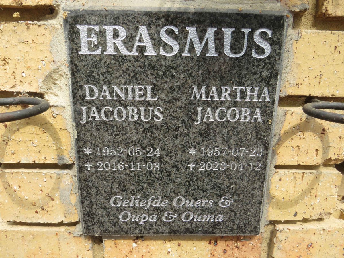 ERASMUS Daniel Jacobus 1952-2016 & Martha Jacoba 1957-2023