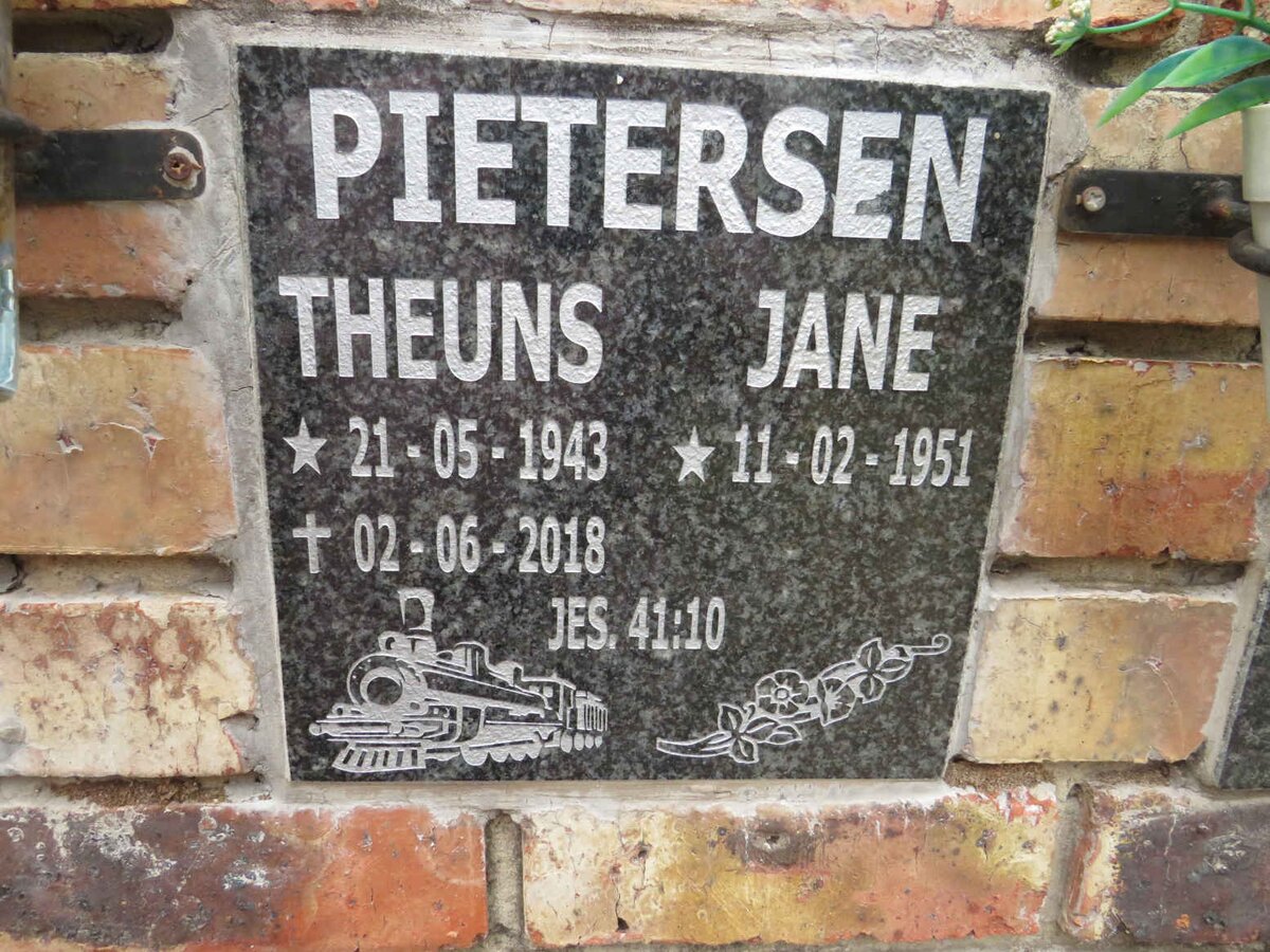 PIETERSEN Theuns 1943-2018 & Jane 1951-