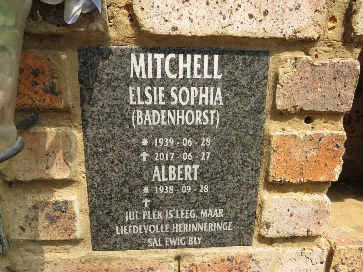 MITCHELL Albert 1938- & Elsie Sophia BADENHORST 1939-2017