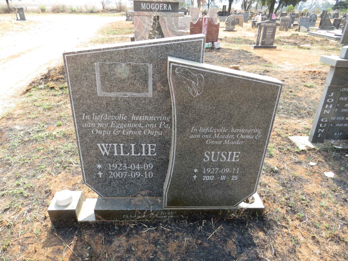 ? Willie 1923-2007 & Susie 1927-2012
