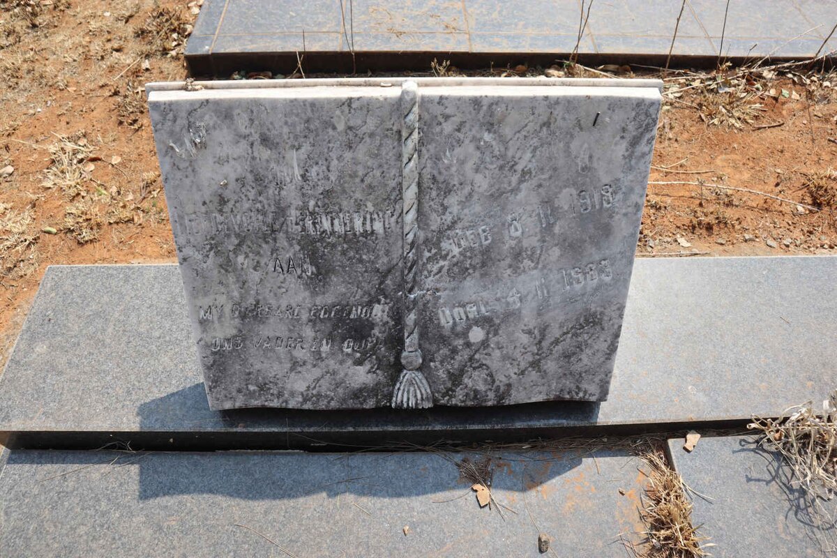 PRETORIUS Albertus Johannes Hendrik 1918-1983 & Aletta Johanna MEIRING 1917-1990 _4