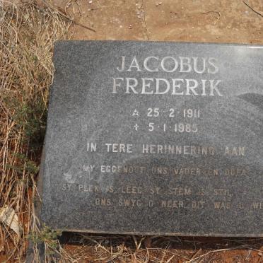 VILJOEN Jacobus Frederik 1911-1985 & Maria Dorethea 1921-1986 _3