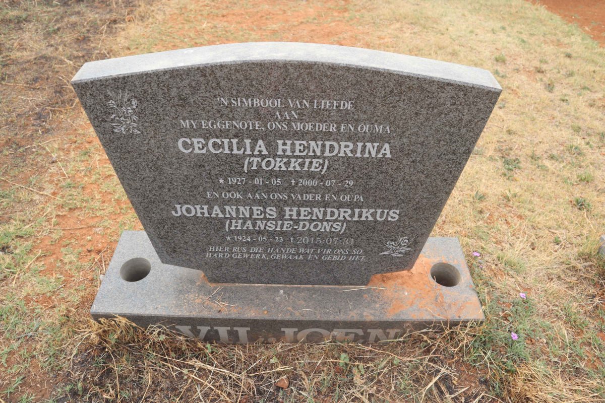 VILJOEN Johannes Hendrikus 1924-2015 & Cecilia Hendrina 1927-2000 
