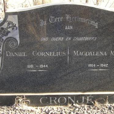 CRONJÉ Daniel Cornelius 1861-1944 &amp; Magdalena Maria 1864-1942