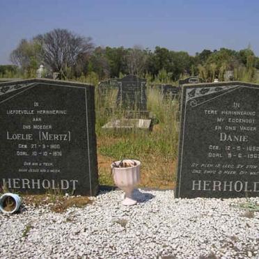 HERHOLDT Danie 1892-1963 &amp; Loelie MERTZ 1900-1976