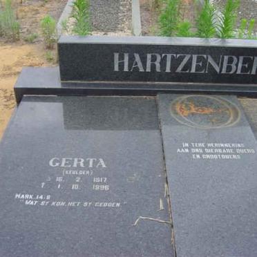 HARTZENBERG Johan 1911-1984 &amp; Gerta KEULDER 1917-1996 