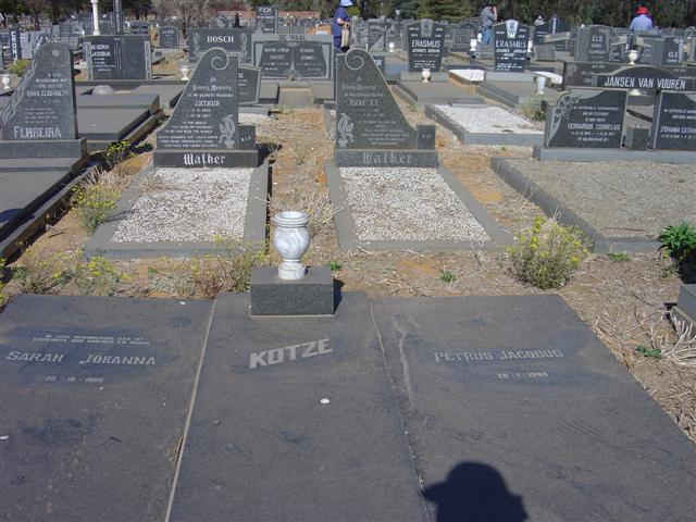 KOTZE Petrus Jacobus -1986 &amp; Sarah Johanna -1980