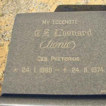 LEONARD C.S. nee PRETORIUS 1889-1974