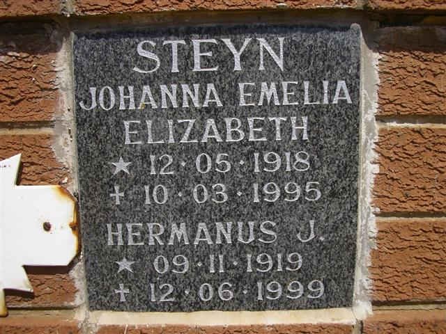 STEYN Hermanus J. 1919-1999 &amp; Johanna Emelia Elizabeth 1918-1995