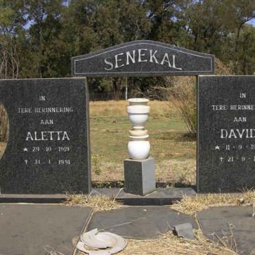 SENEKAL David 1914-1978 &amp; Aletta 1919-1991