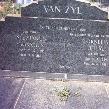 ZYL Stephanus Ignatius, van 1882-1965 &amp; Cornelia J.H.M. COETZER 1884-1958
