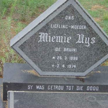 UYS Miemie nee DE BRUIN 1896-1974