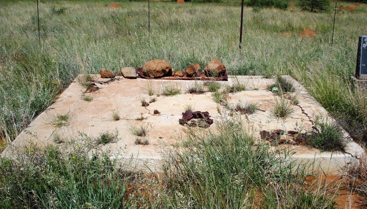 BENADE Johannes Hendrik Tobias Albertus 1864-1946 &amp; Dirkie Johanna VAN NIEKERK 1862-1949