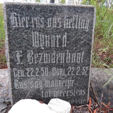 BEZUIDENHOUT Wynard F. 1950-1952