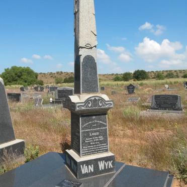 WYK, van :: CHATWIND :: LE ROUX 