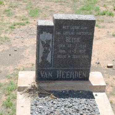 HEERDEN Betsie, van 1934-1937