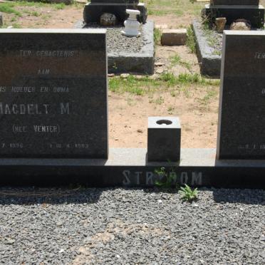 STRYDOM Jacobus 189?-1930 &amp; Magdelt M. VENTER 1896-1963